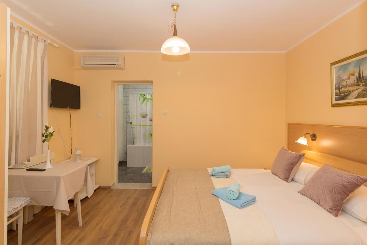 Apartments Palma Bed & Breakfast Medulin Kültér fotó