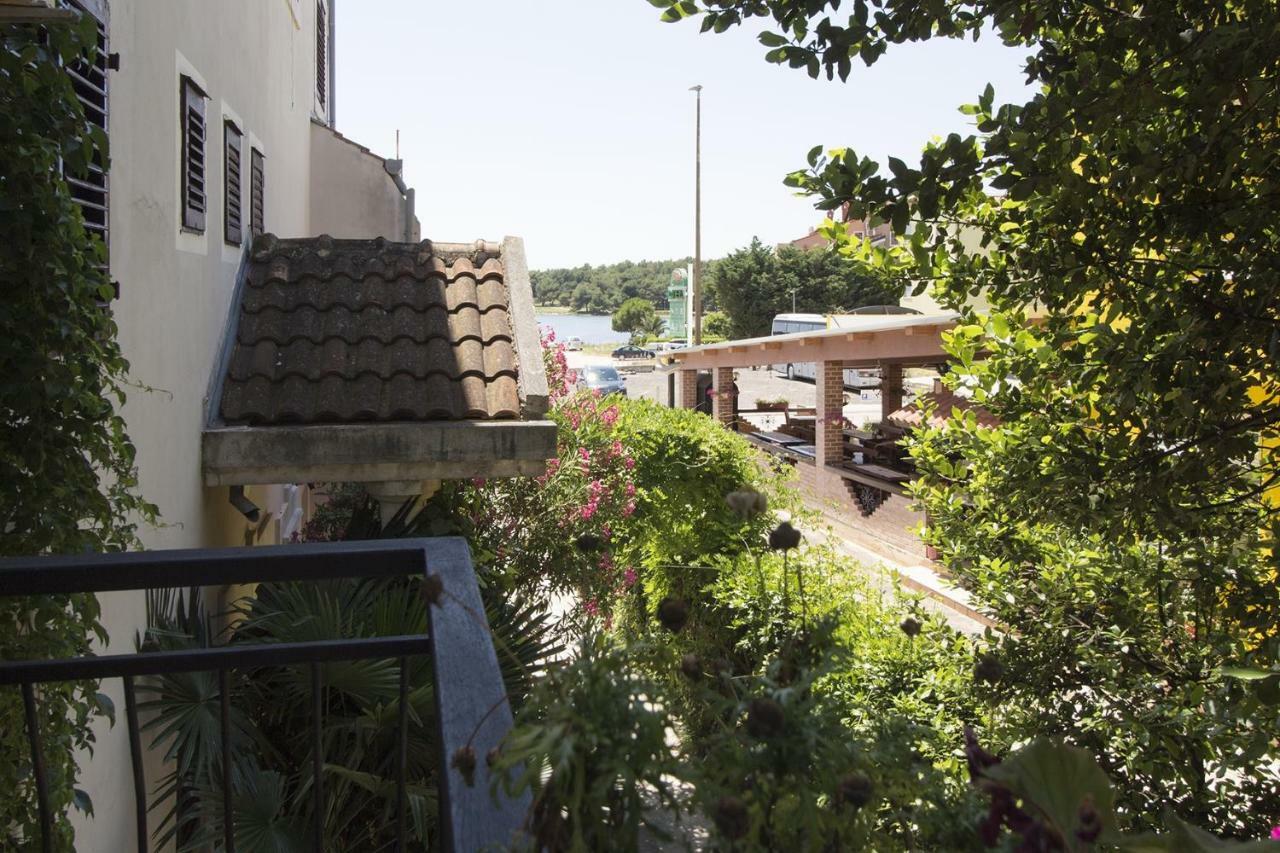 Apartments Palma Bed & Breakfast Medulin Kültér fotó